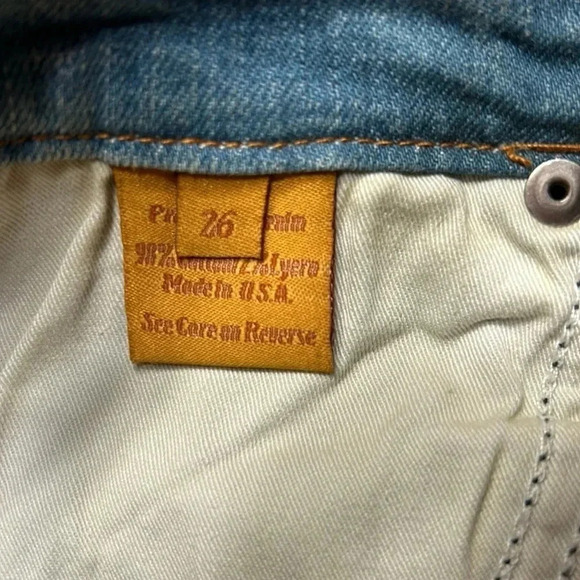 James Jeans,women size 26.NWT,light wash blue denim jeans, low rise,distressed - Picture 14 of 17